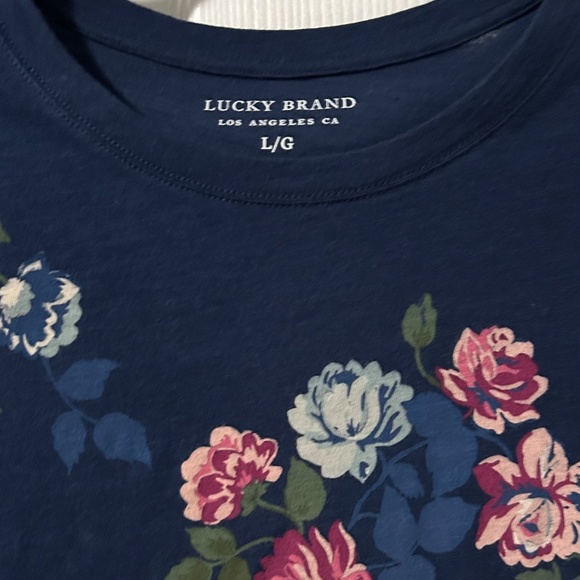 Lucky Brand T-shirt - Picture 2 of 5